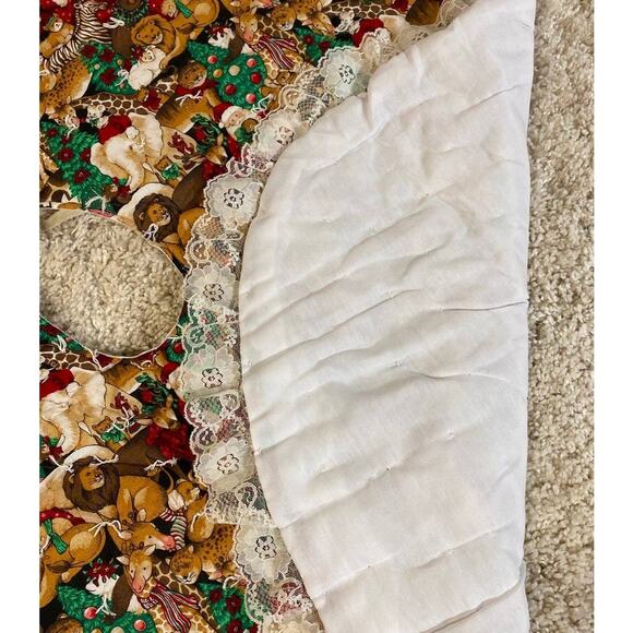 Holiday Tree Skirt Fabric Animal Pattern Handmade Lace Trim - Picture 6 of 7